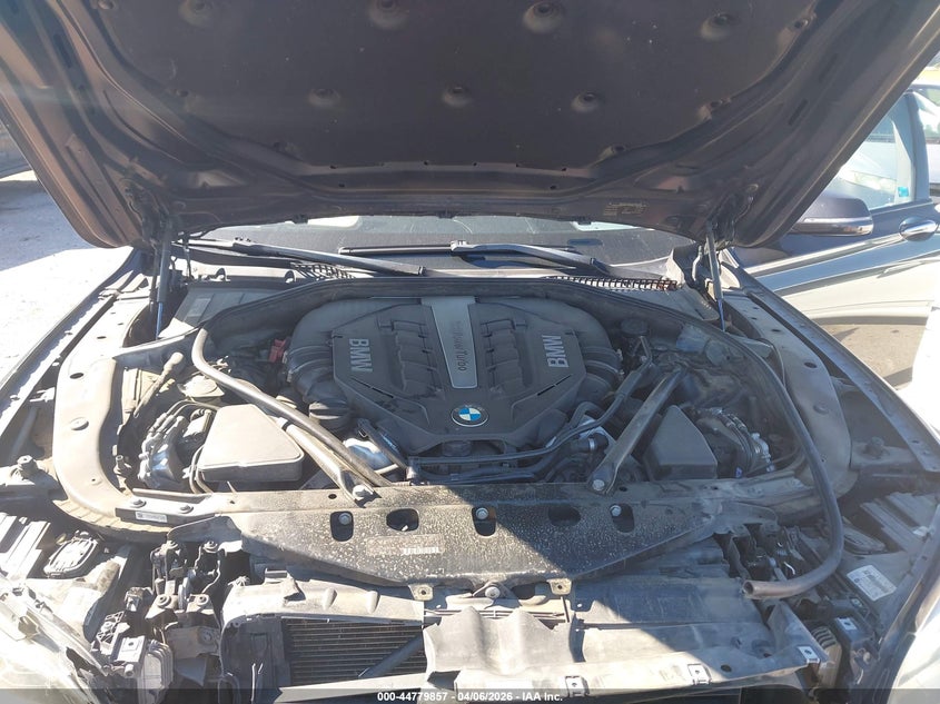 2014 BMW Alpina B7 VIN: WBAYE8C55ED135305 Lot: 44779857