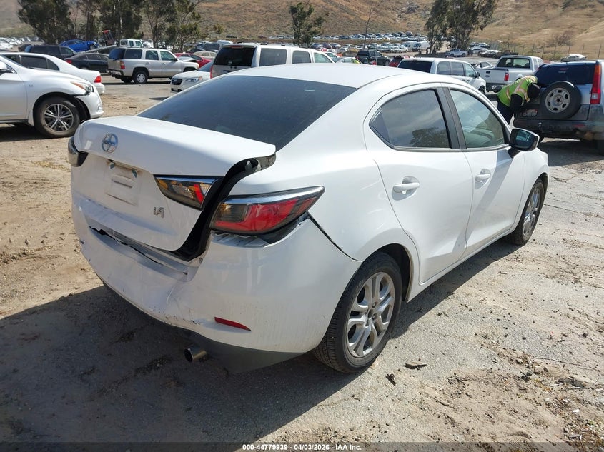 Vin: 3mydlbzv1gy143981, lot: 45277187, scion ia 20164