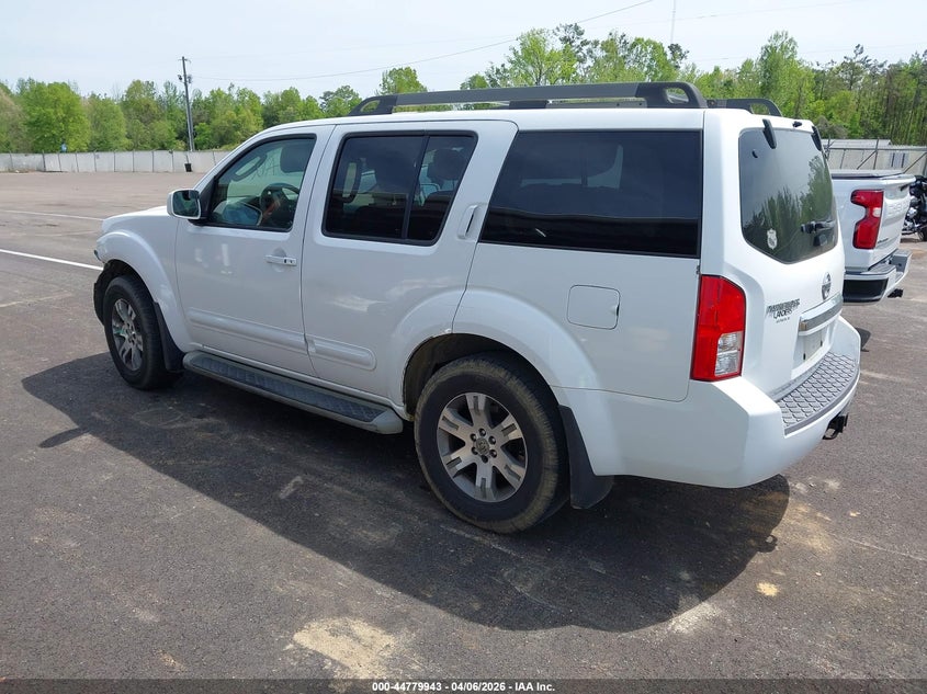 2010 Nissan Pathfinder Se