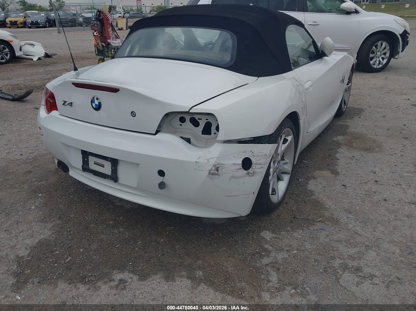 2008 BMW Z4 3.0I VIN: 4USBU33528LW75987 Lot: 44780040