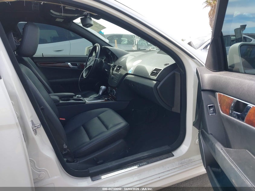 2010 Mercedes-Benz C 300 Sport