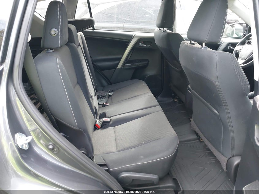 VIN 2T3RFREVXJW834918 2018 TOYOTA RAV4 ADVENTURE