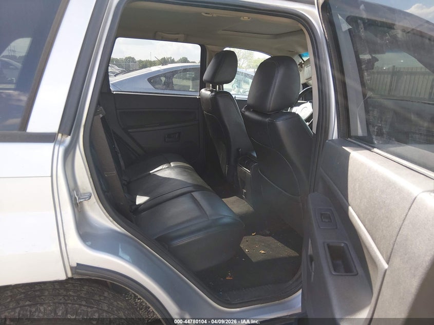 2008 Jeep Grand Cherokee Laredo VIN: 1J8HS48N48C150992 Lot: 44780104