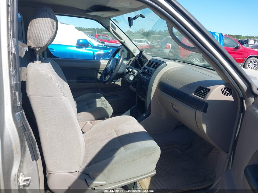 2004 Nissan Frontier Xe