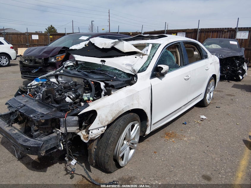 2013 Volkswagen Passat 2.0l Tdi Sel Premium 1VWCN7A37DC029187 photo 1