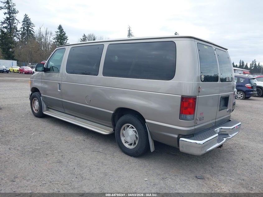 2002 Ford E-150 Xl/Xlt