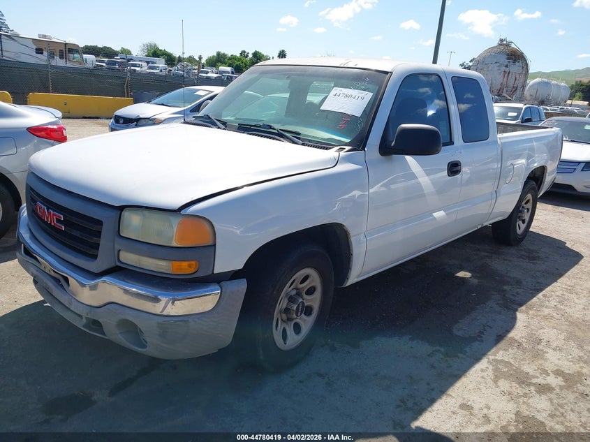 2005 GMC Sierra 1500 Work Truck