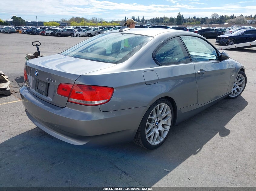 2009 BMW 328I