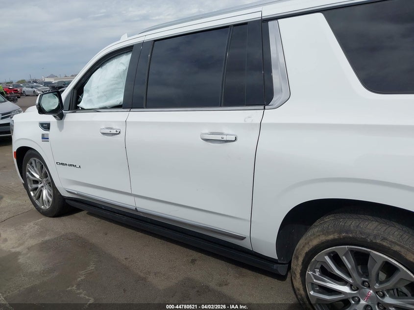 2022 GMC Yukon Xl 4Wd Denali VIN: 1GKS2JKLXNR127295 Lot: 44780521