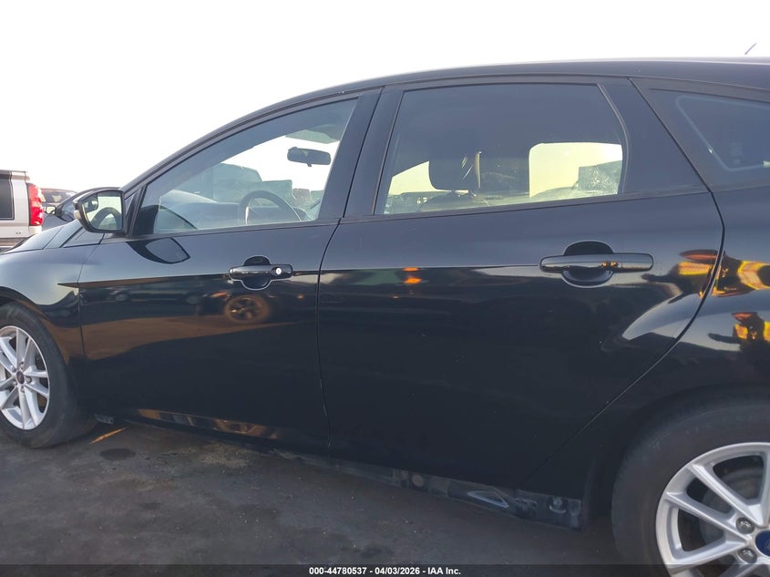 FORD FOCUS 2016 VIN 1FADP3K26GL372762