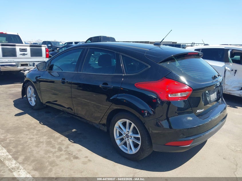 Vin: 1fadp3k26gl372762, lot: 45277785, ford focus se 20163