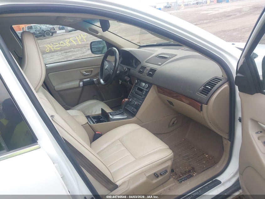 VOLVO XC90 2013 VIN YV4952CZ0D1650703
