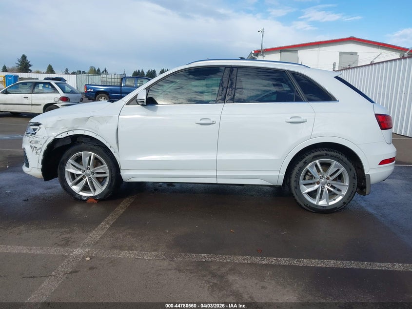 2017 Audi Q3 2.0T Premium VIN: WA1JCCFS1HR000029 Lot: 44780560