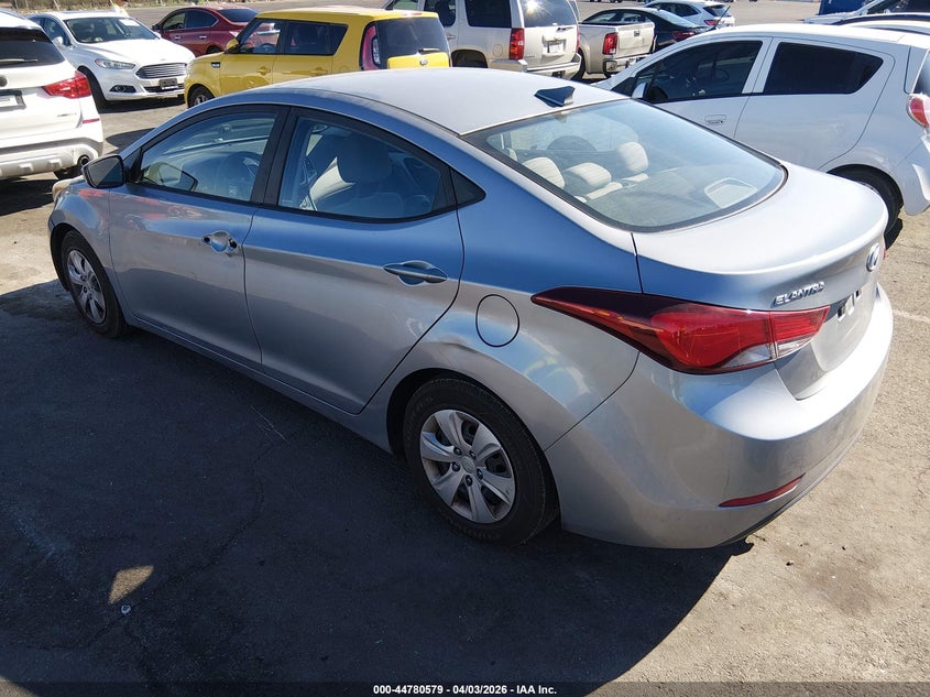 2016 Hyundai Elantra Se