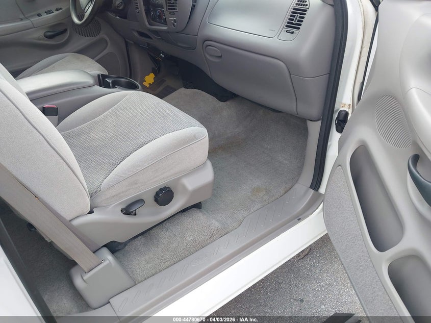 1997 Ford F-150 Lariat/Standard/Xl/Xlt