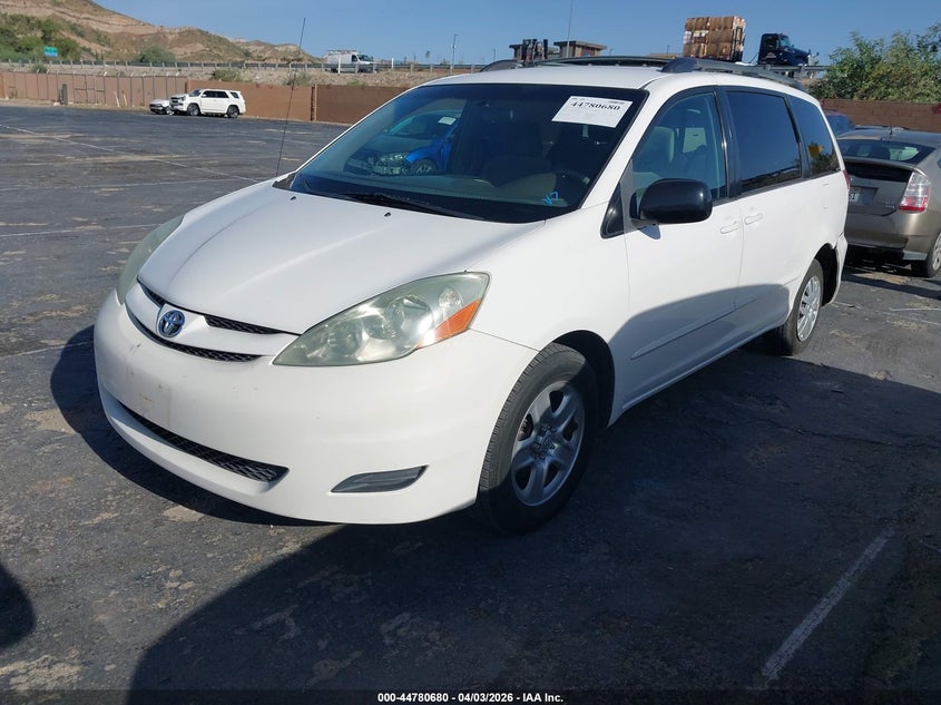 2006 Toyota Sienna Le