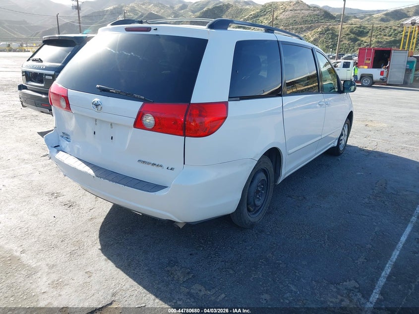 2006 Toyota Sienna Le