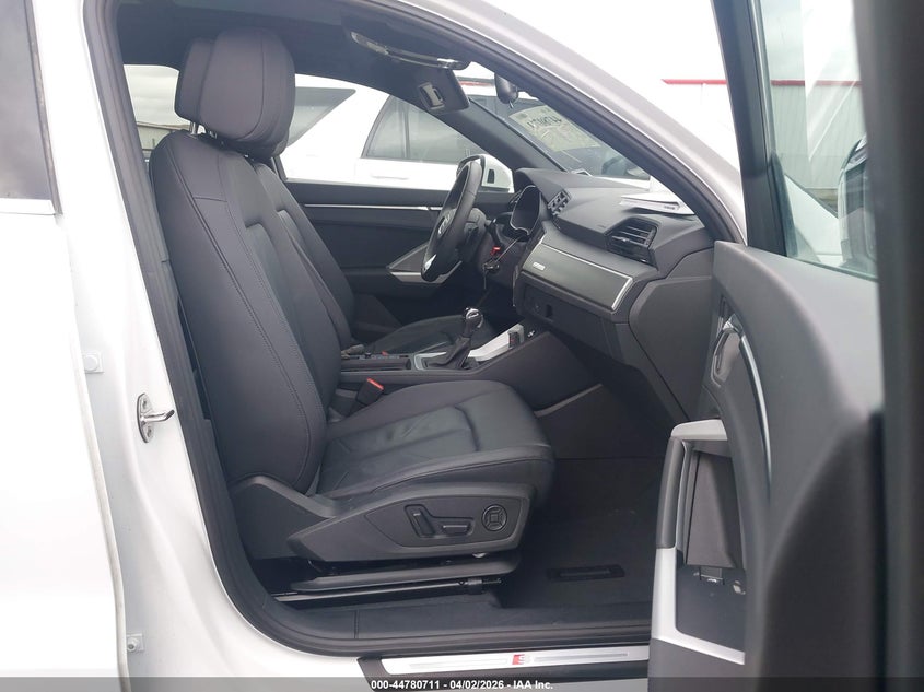 2025 Audi Q3 Premium 45 Tfsi S Line Quattro Tiptronic