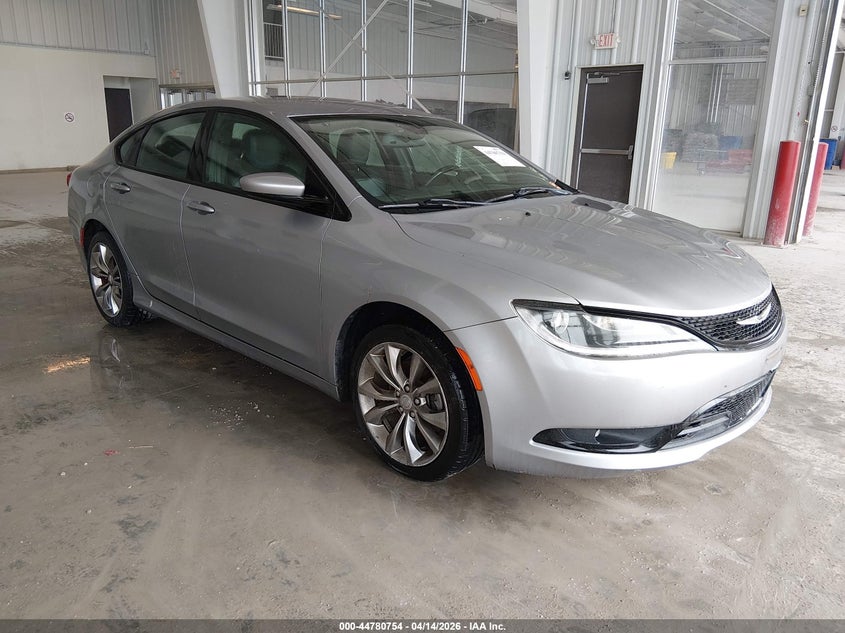 2015 Chrysler 200 S