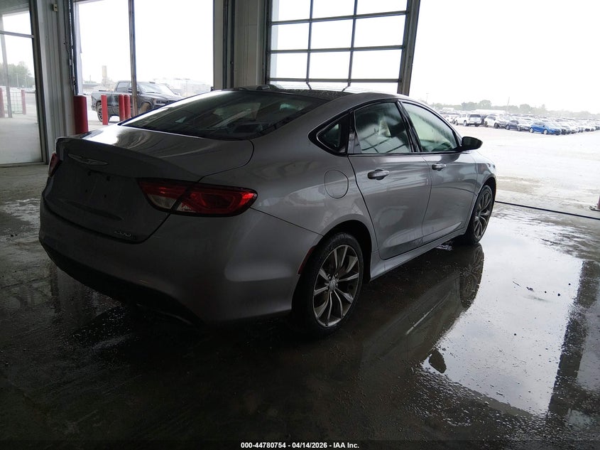 2015 Chrysler 200 S