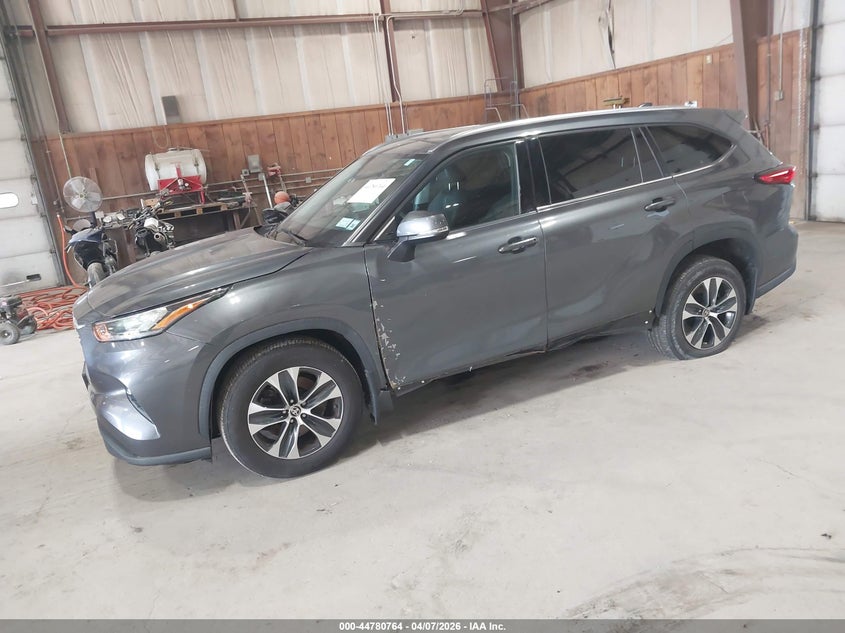 2020 Toyota Highlander Xle