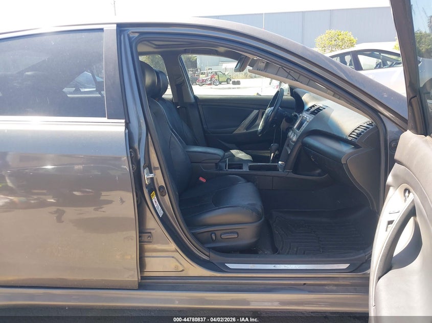 2010 Toyota Camry Se V6