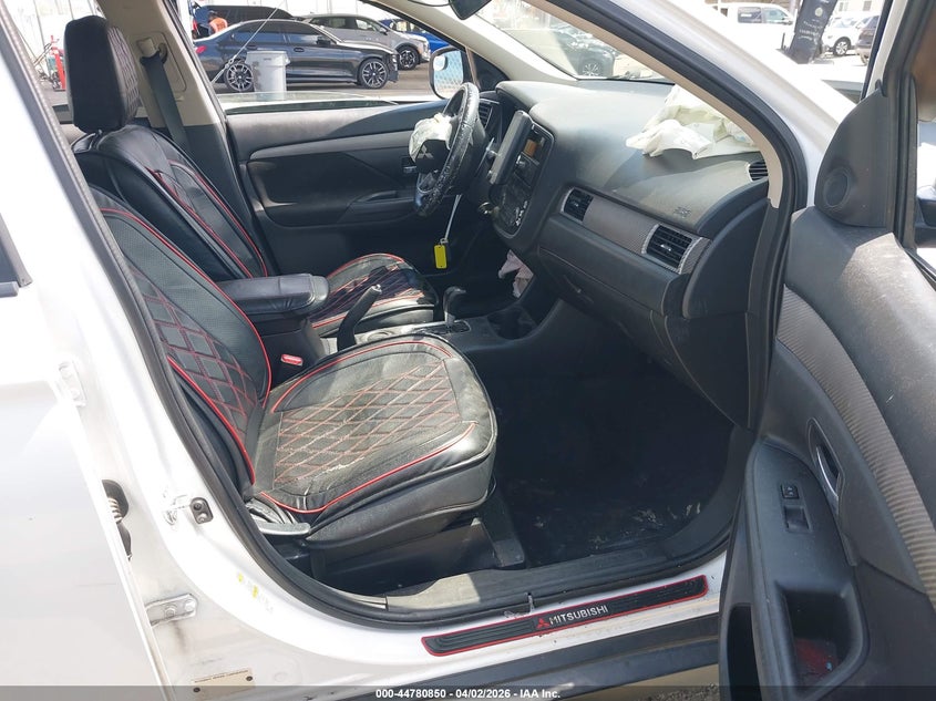 2014 Mitsubishi Outlander Se