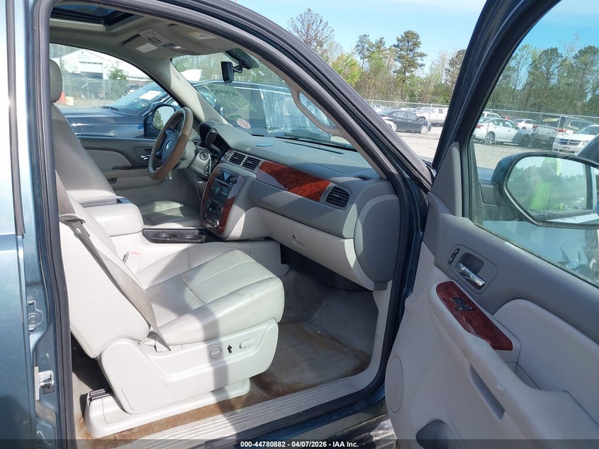 2009 Chevrolet Suburban 1500 Lt2