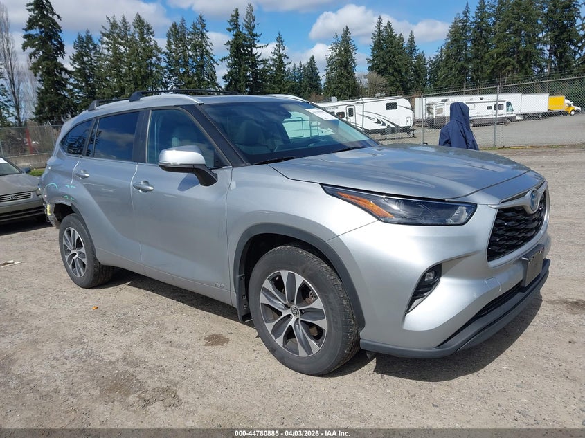 2023 Toyota Highlander Hybrid Xle