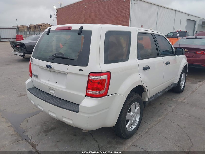2012 Ford Escape 2.5 Xls white Lot 111044780906 Vin 1FMCU0C71CKC25512