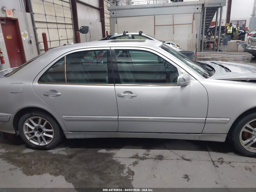2001 Mercedes-Benz E 430 VIN: WDBJF70J01B177575 Lot: 44780934