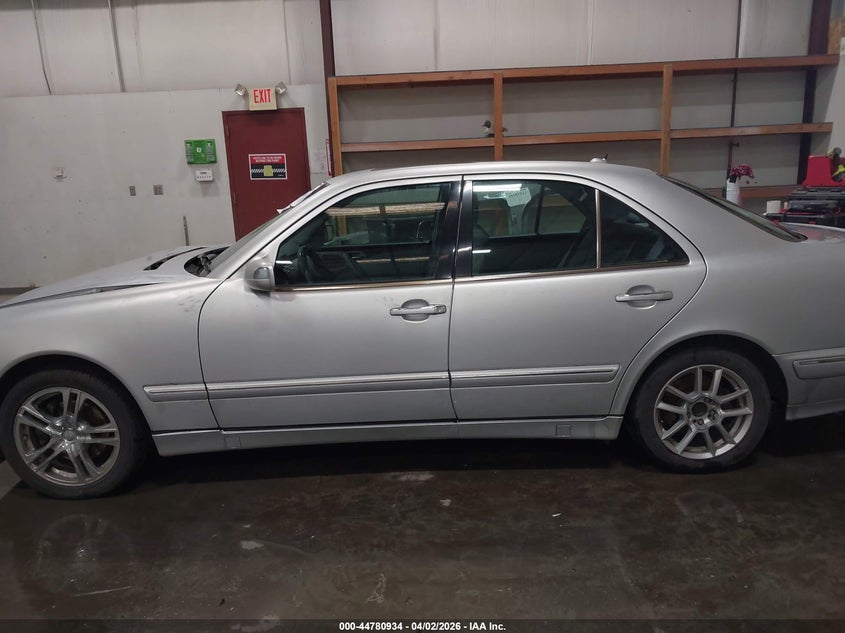 2001 Mercedes-Benz E 430 VIN: WDBJF70J01B177575 Lot: 44780934