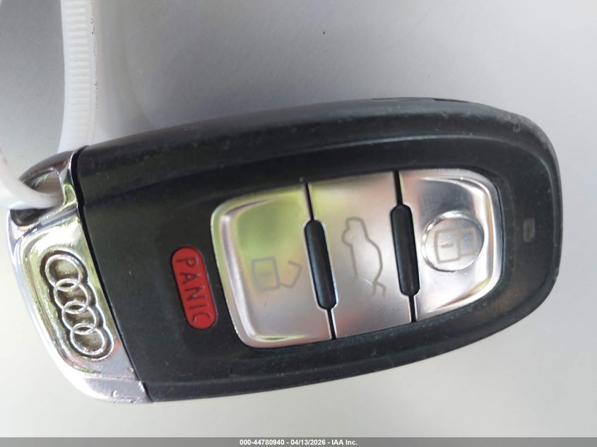 2011 Audi Q5 3.2 Premium Plus VIN: WA1DKAFP0BA114934 Lot: 44780940