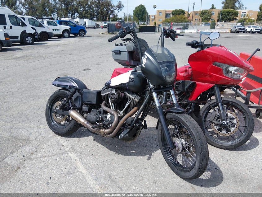 2015 HARLEY-DAVIDSON FXDB auction photo 1