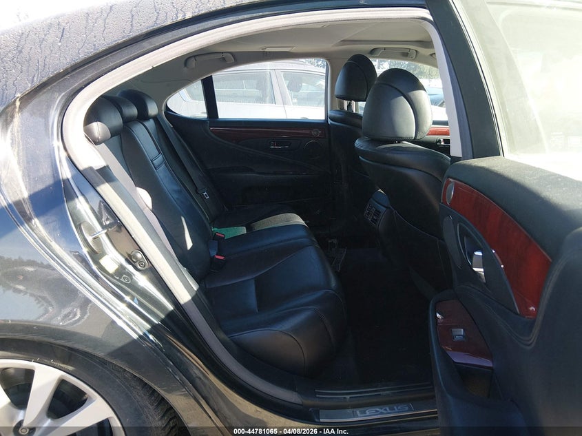 2010 Lexus Ls 460 VIN: JTHCL5EF1A5005502 Lot: 44781065