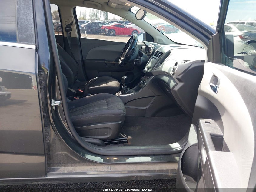 2015 Chevrolet Sonic Lt Manual