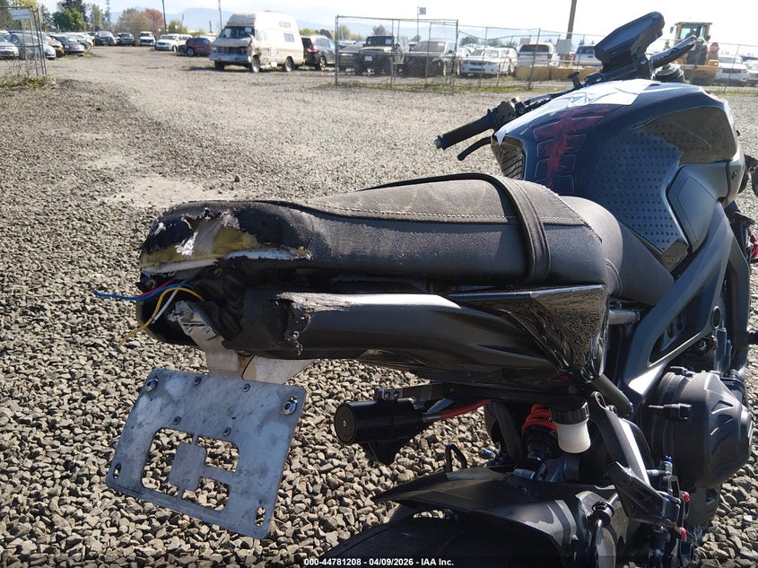 2016 Yamaha Fz09 VIN: JYARN33E6GA010209 Lot: 44781208