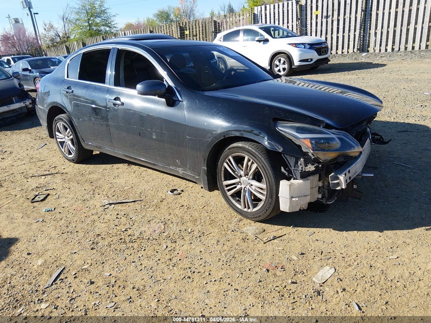 2013 INFINITI G37X