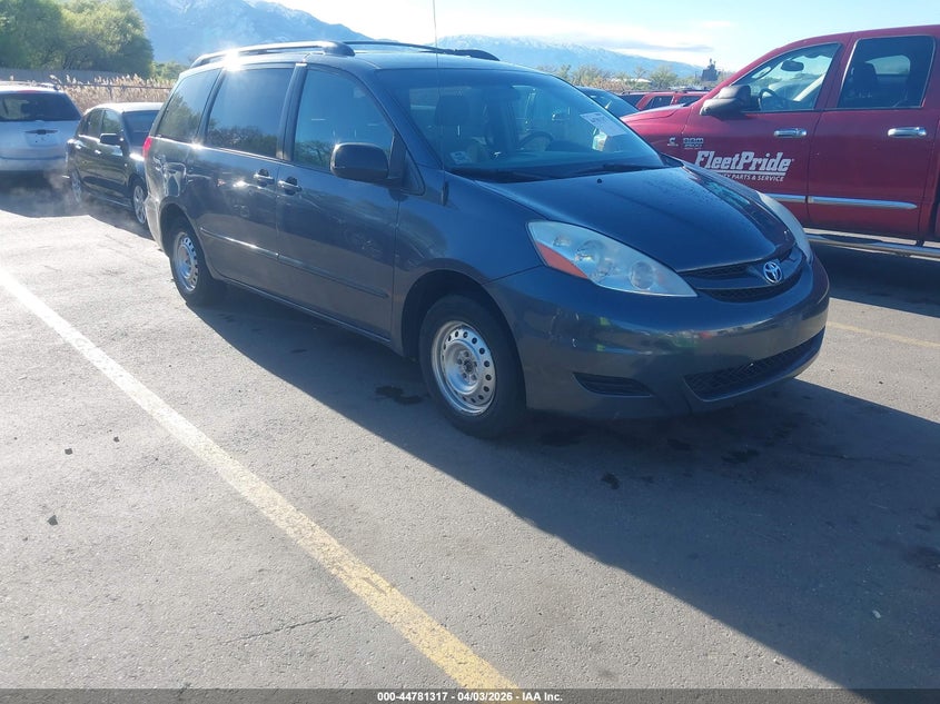 2008 Toyota Sienna Le