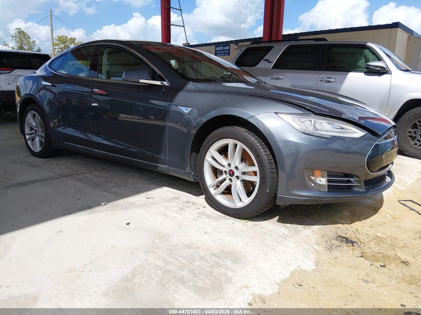 2013 Tesla Model S