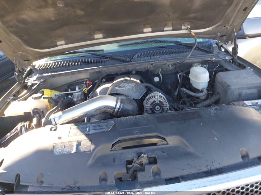 2005 GMC Yukon Denali VIN: 1GKEK63U45J244449 Lot: 44781424