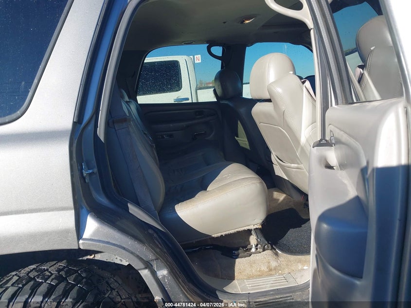 2005 GMC Yukon Denali VIN: 1GKEK63U45J244449 Lot: 44781424