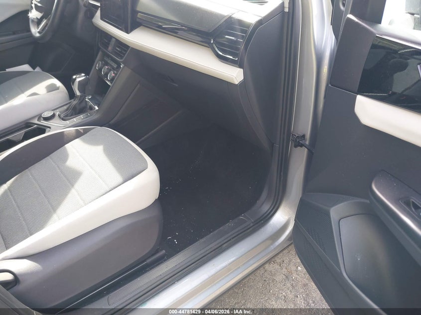 2025 Volkswagen Taos 1.5T S