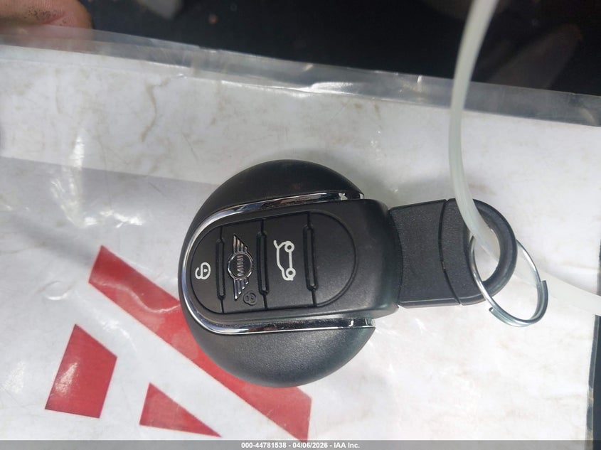 2020 Mini Countryman Cooper S VIN: WMZYW7C02L3L39741 Lot: 44781538