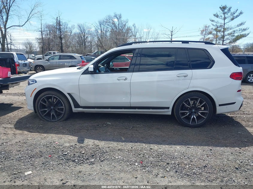 2022 BMW X7 xDrive40I VIN: 5UXCW2C06N9M03095 Lot: 44781570