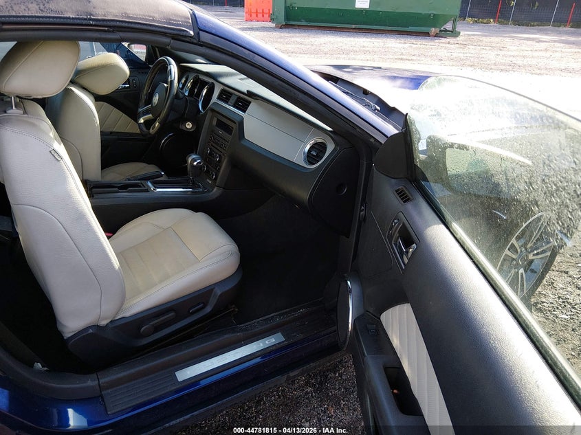 2012 Ford Mustang V6 Premium