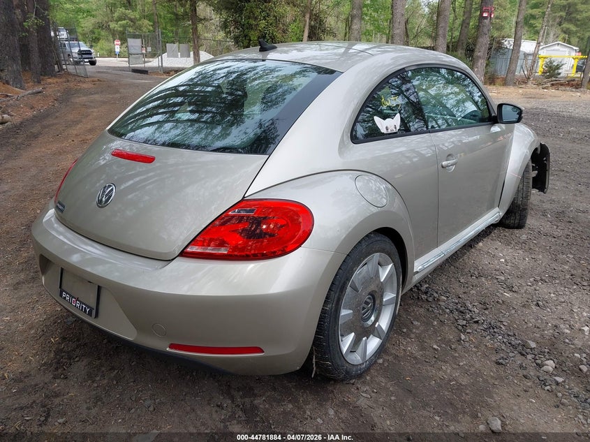 2012 Volkswagen Beetle 2.5L
