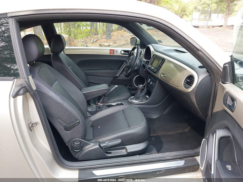 2012 Volkswagen Beetle 2.5L