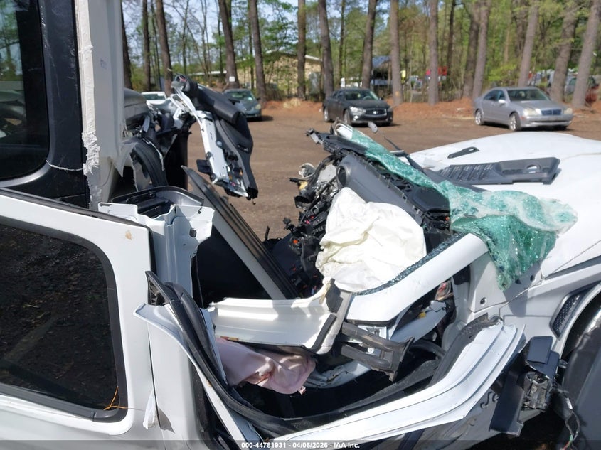 2023 JEEP WRANGLER auction photo 5