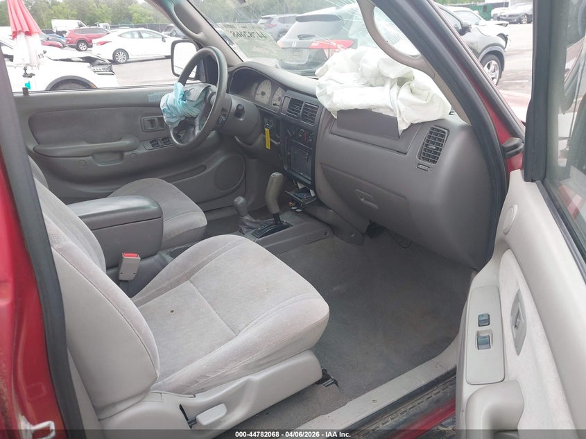 2002 Toyota Tacoma Base V6